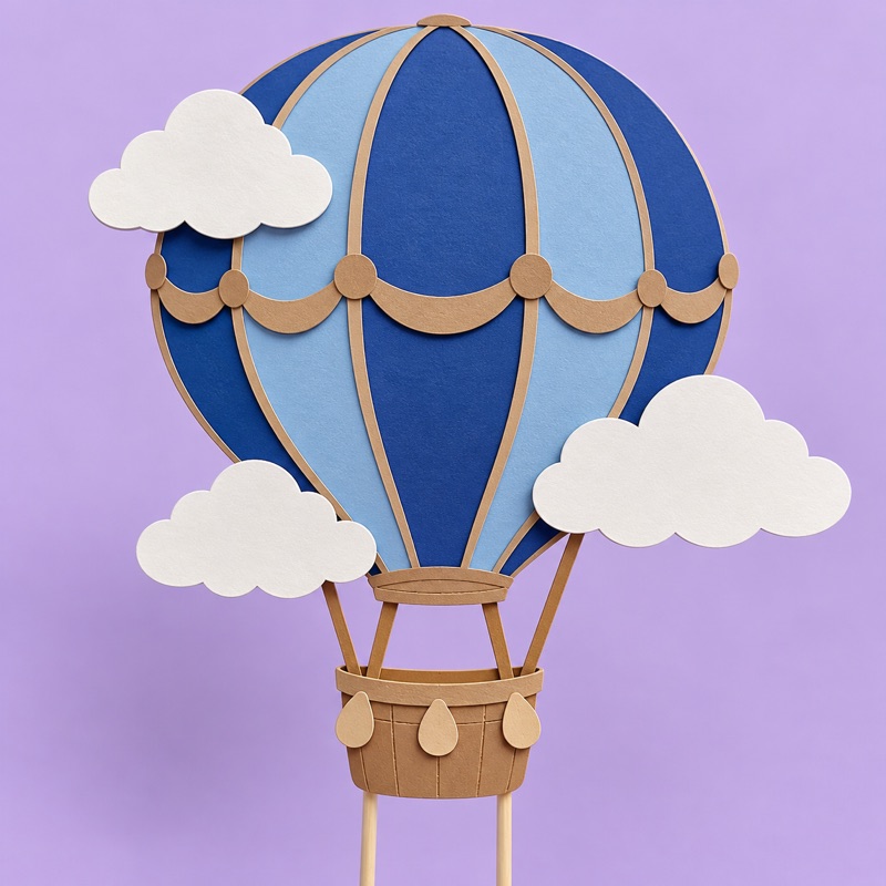 Topo de bolo em camadas com balão